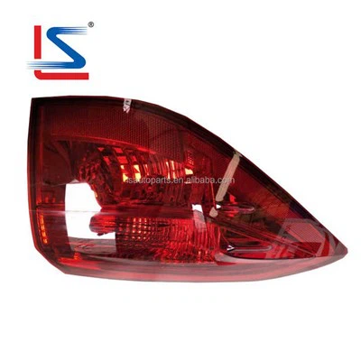 TOYOTA COROLLA 2016 2017 2018 LAMPĂ SPATE MODEL SUA LAMPĂ SPATE OEM L 81560-02B10 R 81550-02B10